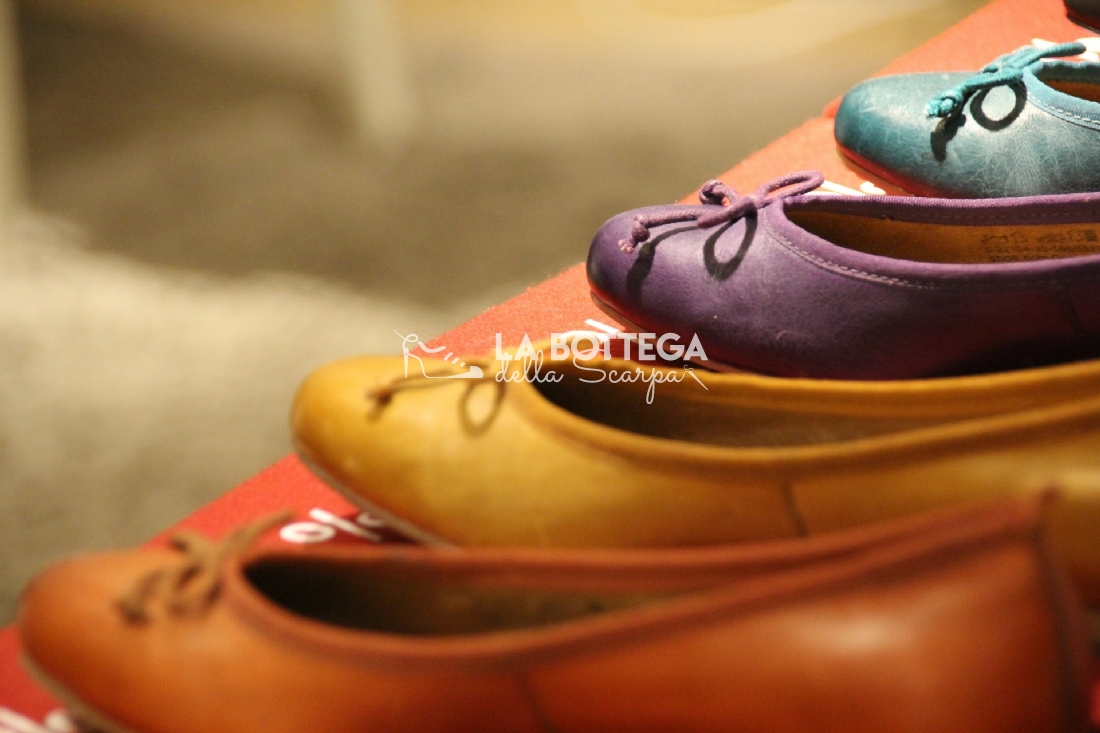Tintura per scarpe e borse in pelle - Tinge e rinnova oggetti in pelle – Cura della Scarpa
